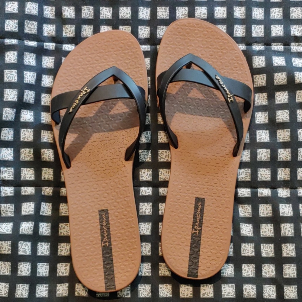 🖤 Ipanema 🤎 flip flops